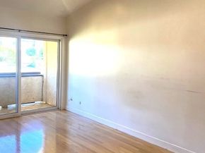 8110 Canby 3, Reseda CA 91335