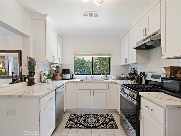 23003 Mariano Street, Woodland Hills CA 91367