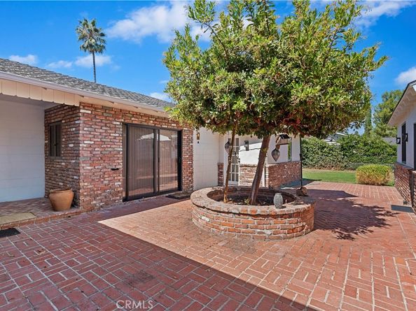 23003 Mariano Street, Woodland Hills CA 91367