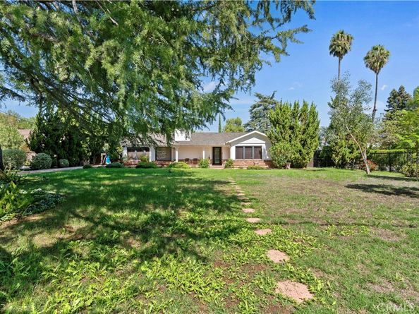 23003 Mariano Street, Woodland Hills CA 91367
