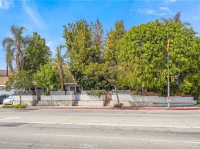 11667 Burbank, North Hollywood CA 91601