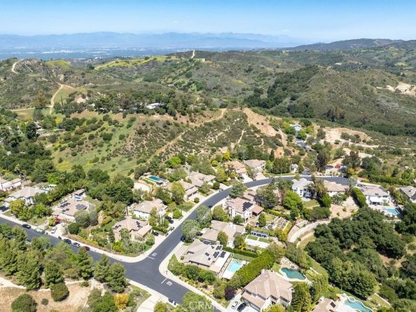 21045 Mendenhall Court, Topanga CA 90290