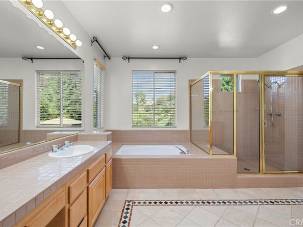 21045 Mendenhall Court, Topanga CA 90290