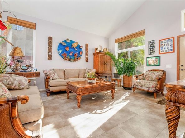 11849 Kathyann Street, Sylmar CA 91342