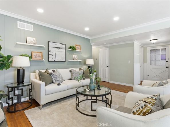 9309 Swinton, North Hills CA 91343
