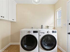 9309 Swinton, North Hills CA 91343