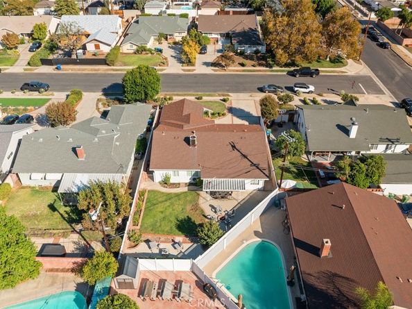 9309 Swinton, North Hills CA 91343