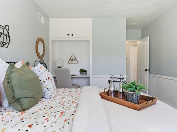 9309 Swinton, North Hills CA 91343