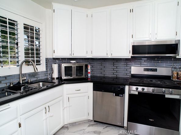 19928 Chase Street 2, Winnetka CA 91306