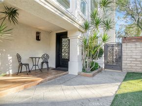 12164 Runnymede Street, North Hollywood CA 91605