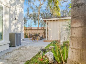 12164 Runnymede Street, North Hollywood CA 91605