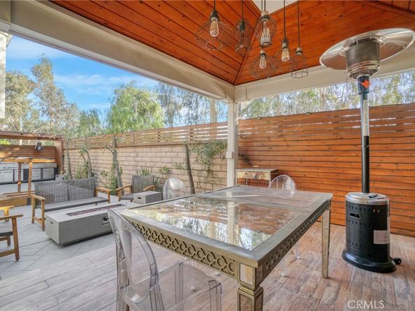 12164 Runnymede Street, North Hollywood CA 91605
