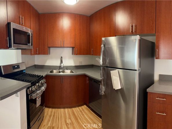 272 W Tujunga Avenue, Burbank CA 91502