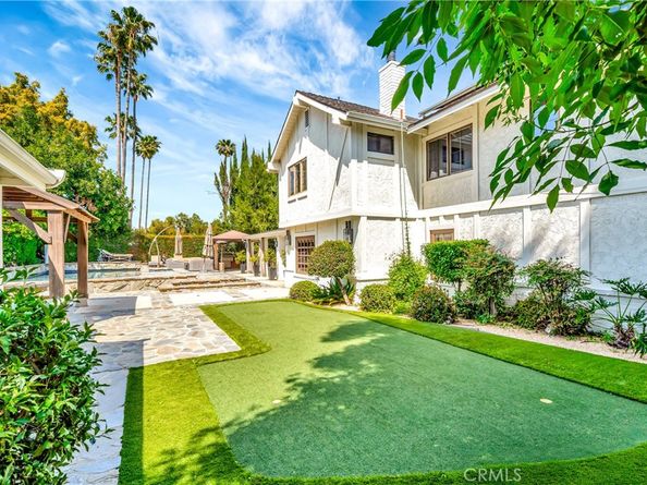 5441 Calvin Avenue, Tarzana CA 91356