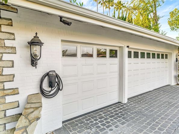 5441 Calvin Avenue, Tarzana CA 91356