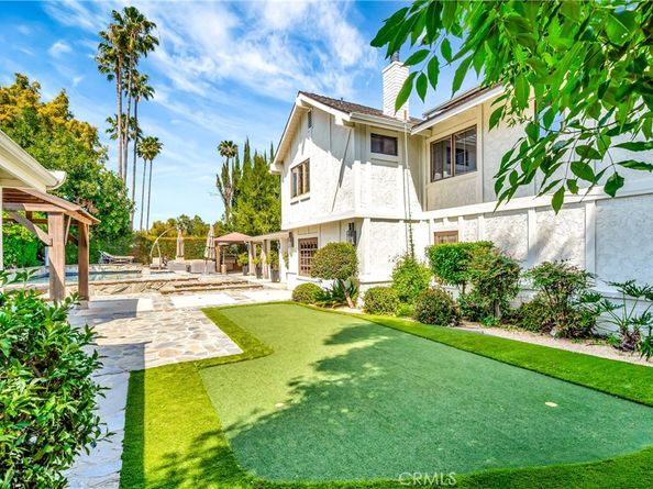 5441 Calvin Avenue, Tarzana CA 91356