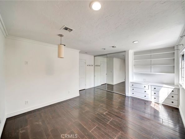 5441 Calvin Avenue, Tarzana CA 91356