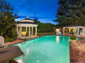 8536 Oak Park Avenue, Sherwood Forest CA 91325