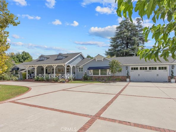 8536 Oak Park Avenue, Sherwood Forest CA 91325