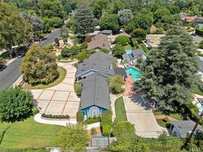 8536 Oak Park Avenue, Sherwood Forest CA 91325