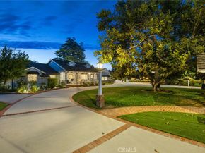 8536 Oak Park Avenue, Sherwood Forest CA 91325