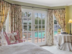 8536 Oak Park Avenue, Sherwood Forest CA 91325