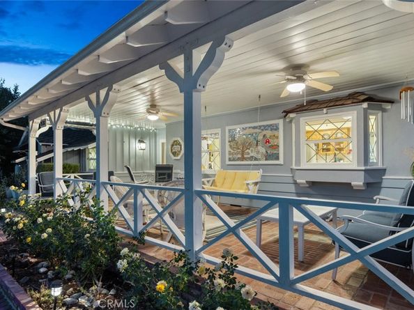 8536 Oak Park Avenue, Sherwood Forest CA 91325