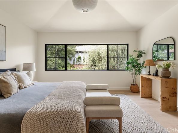 16828 Ivyside Pl, Encino CA 91436