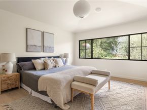 16828 Ivyside Pl, Encino CA 91436