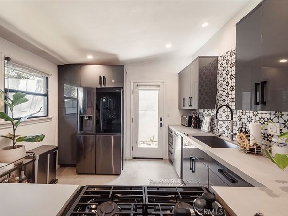 324 Chestnut Avenue, Los Angeles CA 90042