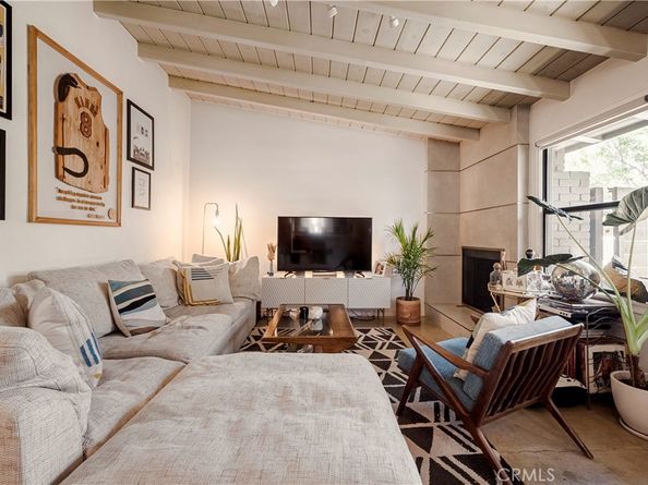 324 Chestnut Avenue, Los Angeles CA 90042