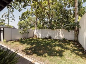 324 Chestnut Avenue, Los Angeles CA 90042