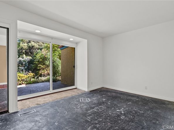 20140 Wells Drive, Woodland Hills CA 91364