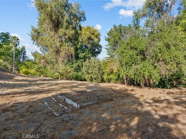 20140 Wells Drive, Woodland Hills CA 91364
