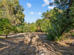 20140 Wells Drive, Woodland Hills CA 91364