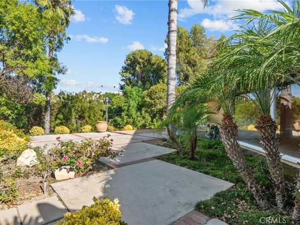 20140 Wells Drive, Woodland Hills CA 91364