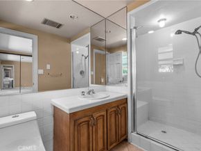 20140 Wells Drive, Woodland Hills CA 91364