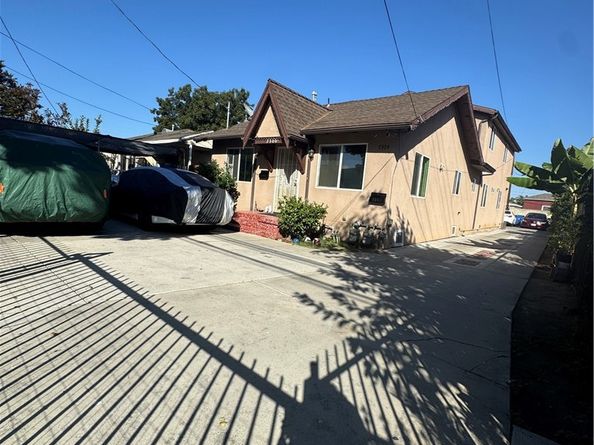 9300 S Hoover Street, Los Angeles CA 90044