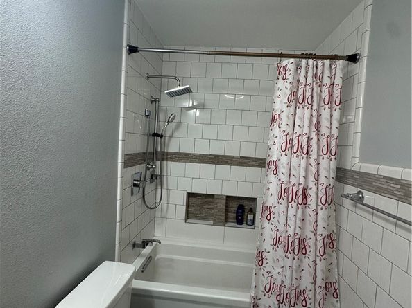 9300 S Hoover Street, Los Angeles CA 90044