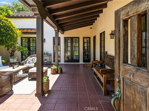 2160 Loma Vista Street, Pasadena CA 91104