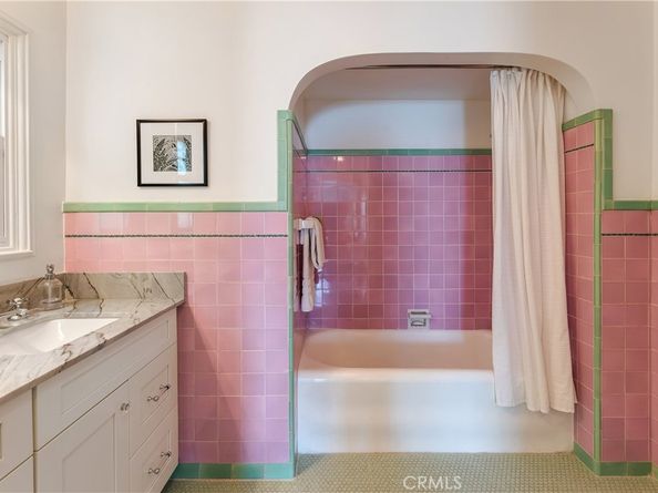 2160 Loma Vista Street, Pasadena CA 91104