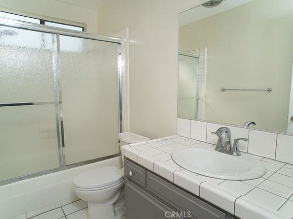 1425 Centinela Avenue 1, Santa Monica CA 90404