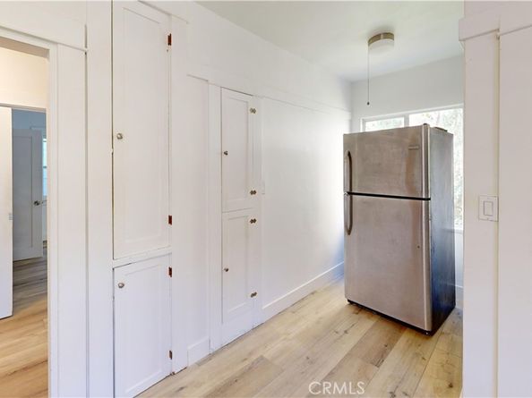 1143 N Sycamore Avenue, Los Angeles CA 90038