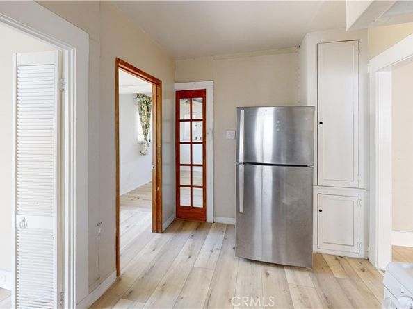 1143 N Sycamore Avenue, Los Angeles CA 90038