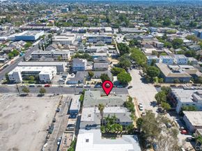 2367 W 18th Street, Los Angeles CA 90019