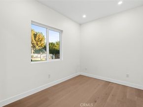 9076 9078 Lev Avenue, Arleta CA 91331
