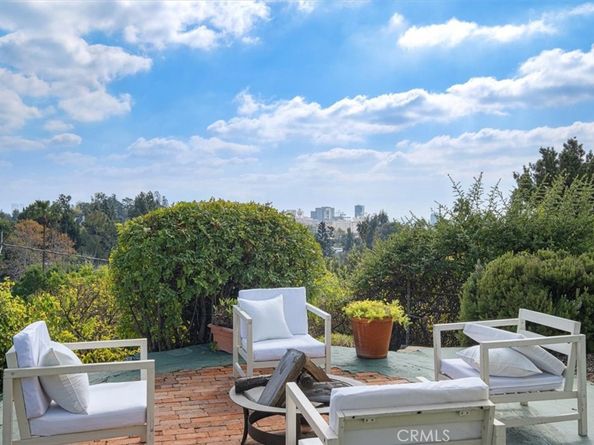 6476 San Marco Circle, Los Angeles CA 90068