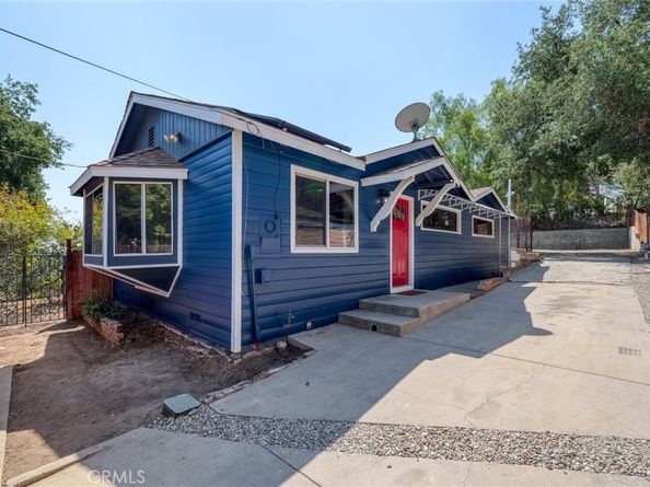 23950 Los Rosas Street, West Hills CA 91304