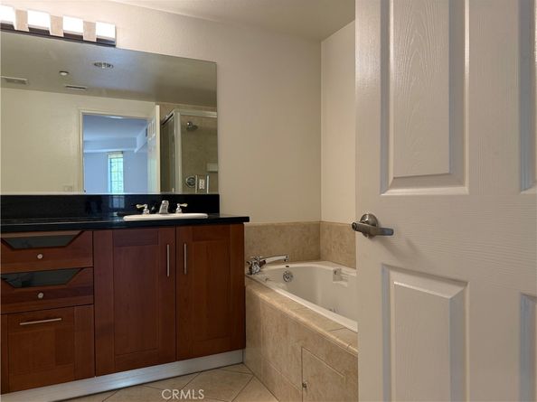 107 N Swall Drive 304, Los Angeles CA 90048