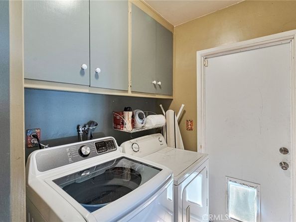 17349 Hartland Street, Van Nuys CA 91406